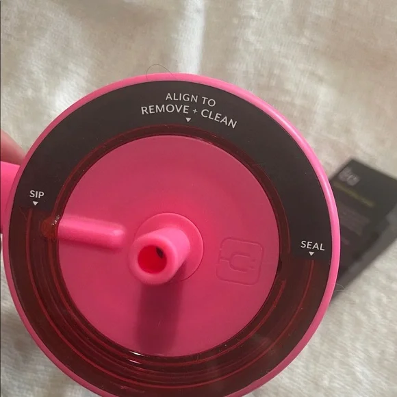 Brumate ERA Pink Leakproof Tumbler with Straw - Picture 6 of 6